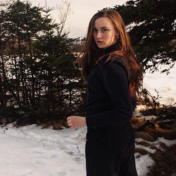 Meet your Posher, Emma - Picture 1 of 1